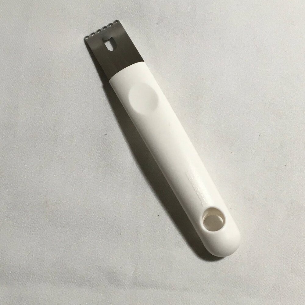 Tupperware Citrus Zester Gadget Tool White Handle Lemon Orange Lime 4192